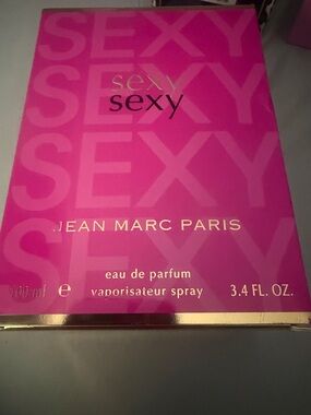 Sexy Eau de Parfum — Pink